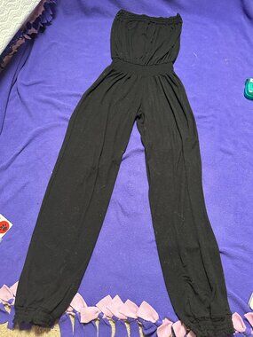 Hunkemöller black strapless romper Small smocked neckline elastic leg opening